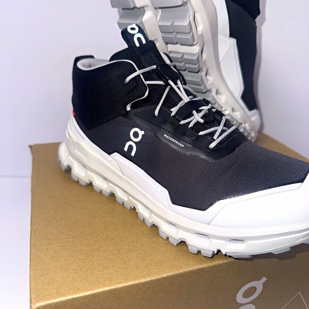 On Cloudhero Mid Waterproof Unisex Kids Sneakers Black/White US 3.5 EU 35.5 NIB
